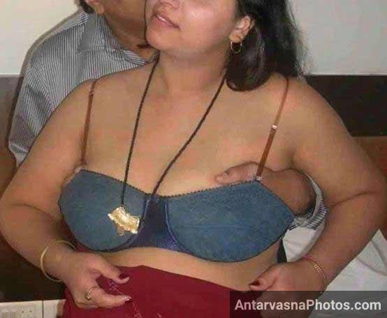 https://www.antarvasnaphotos2.com/wp-content/uploads/2016/02/aunty-ke-bade-bade-boobs.jpg