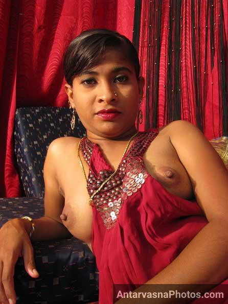 https://www.antarvasnaphotos2.com/wp-content/uploads/2016/02/bhabhi-ke-sexy-boobs-ka-photo.jpg