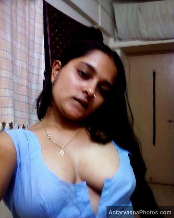 https://www.antarvasnaphotos2.com/wp-content/uploads/2016/04/chudasi-bhabhi-hot-boobs.jpg