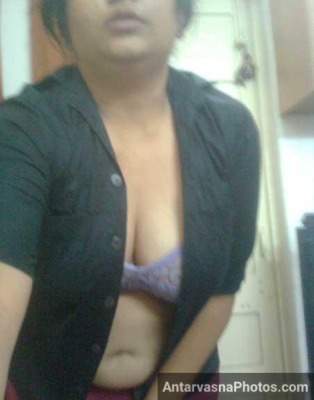 https://www.antarvasnaphotos2.com/wp-content/uploads/2017/01/horny-indian-mature-bhabhi.jpg