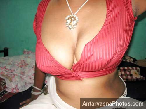 https://www.antarvasnaphotos2.com/wp-content/uploads/2017/03/aunty-ke-bade-kabootar.jpg