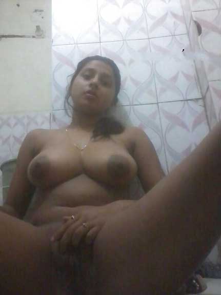 https://www.antarvasnaphotos2.com/wp-content/uploads/2017/03/priya-bhabhi-ki-pyasi-chut.jpg