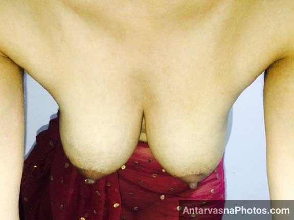 https://www.antarvasnaphotos2.com/wp-content/uploads/2017/04/boobs-khole-bhabhi-ne.jpg