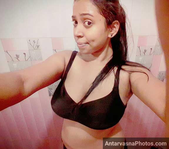 https://www.antarvasnaphotos2.com/wp-content/uploads/2017/04/marathi-aunty-bra-selfie.jpg