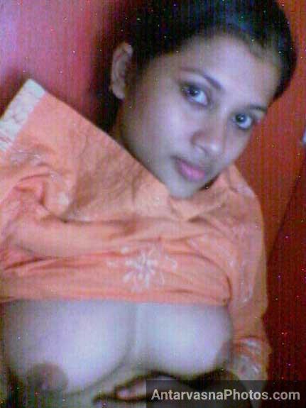 https://www.antarvasnaphotos2.com/wp-content/uploads/2017/04/nude-rajkot-college-girl-boobs.jpg