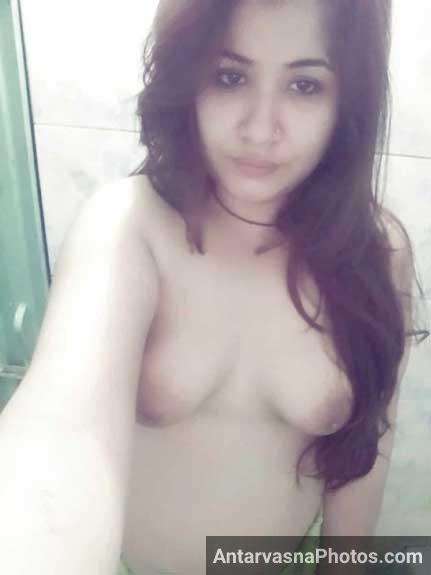 https://www.antarvasnaphotos2.com/wp-content/uploads/2017/05/bhabhi-ki-hot-boobs-selfie.jpg