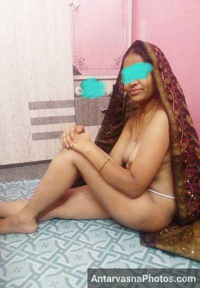 https://www.antarvasnaphotos2.com/wp-content/uploads/2017/06/mature-indian-bhabhi-hot-pics.jpg