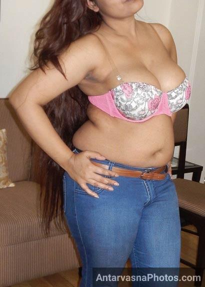 https://www.antarvasnaphotos2.com/wp-content/uploads/2017/07/big-boobs-bhabhi-hot-pics.jpg