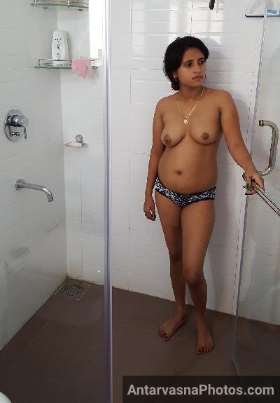 https://www.antarvasnaphotos2.com/wp-content/uploads/2017/07/big-boobs-dimple-bhabhi-pics.jpg