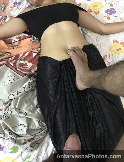 https://www.antarvasnaphotos2.com/wp-content/uploads/2017/08/bhabhi-ki-nabhi-ke-sath-romance.jpg