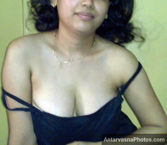 https://www.antarvasnaphotos2.com/wp-content/uploads/2017/09/anamika-bhabhi-in-sex-mood.jpg