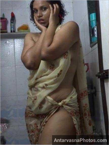 https://www.antarvasnaphotos2.com/wp-content/uploads/2017/10/Desi-sexy-aunty.jpg