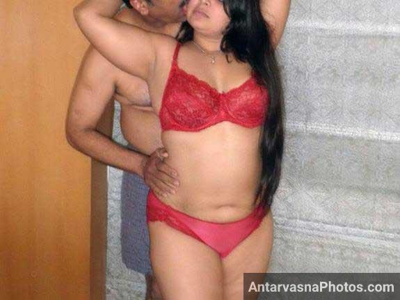 https://www.antarvasnaphotos2.com/wp-content/uploads/2017/10/Mature-Indian-couple.jpg