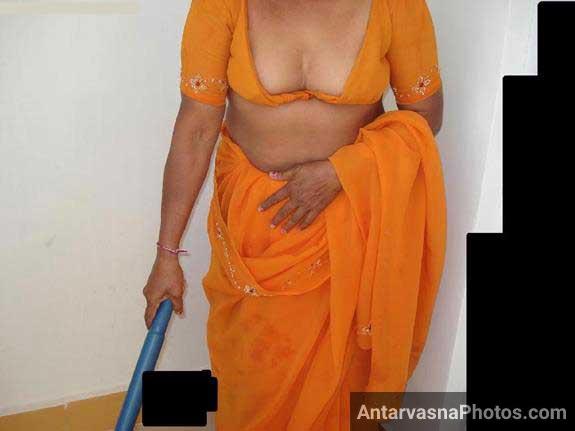 https://www.antarvasnaphotos2.com/wp-content/uploads/2017/10/kaamwali-aunty.jpg