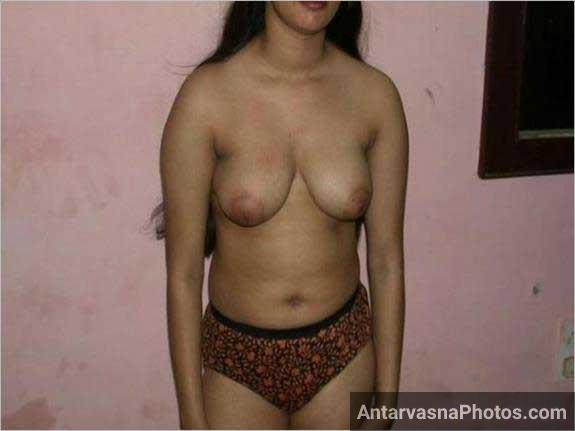 https://www.antarvasnaphotos2.com/wp-content/uploads/2017/10/sexy-indian-boobs.jpg