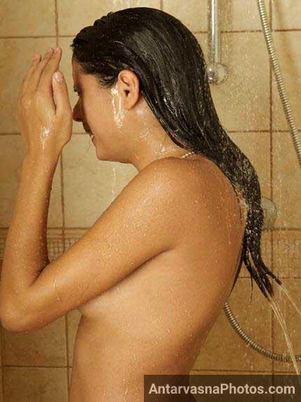 https://www.antarvasnaphotos2.com/wp-content/uploads/2017/12/girl-shower.jpg