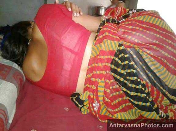 https://www.antarvasnaphotos2.com/wp-content/uploads/2017/12/hot-wife-moti-gaand.jpg