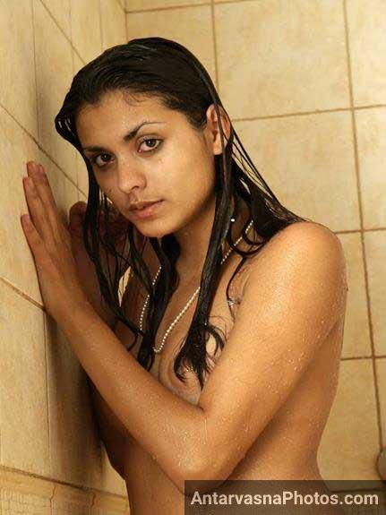 https://www.antarvasnaphotos2.com/wp-content/uploads/2018/02/nude-shower-1.jpg