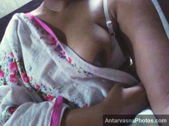 https://www.antarvasnaphotos2.com/wp-content/uploads/2018/03/sexy-indian-boobs.jpg