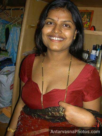 https://www.antarvasnaphotos2.com/wp-content/uploads/2018/05/sexy-bhabhi.jpg