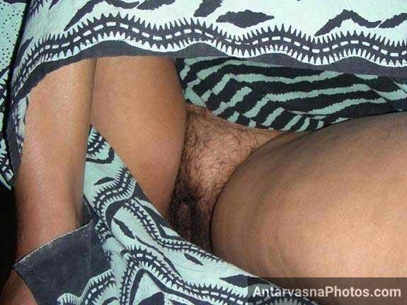 https://www.antarvasnaphotos2.com/wp-content/uploads/2018/06/hairy-pussy.jpg