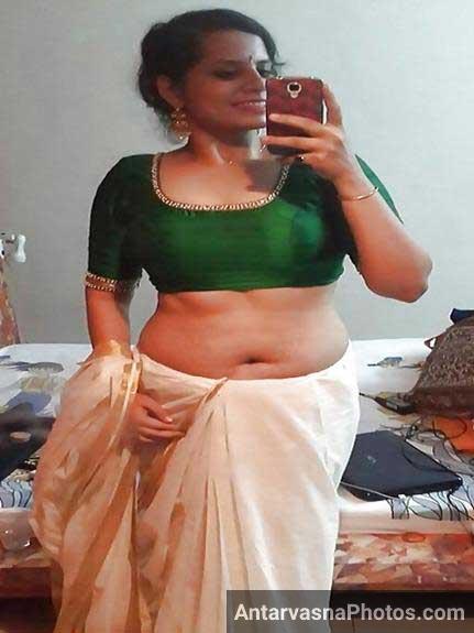 https://www.antarvasnaphotos2.com/wp-content/uploads/2018/07/saree-sex-photos.jpg