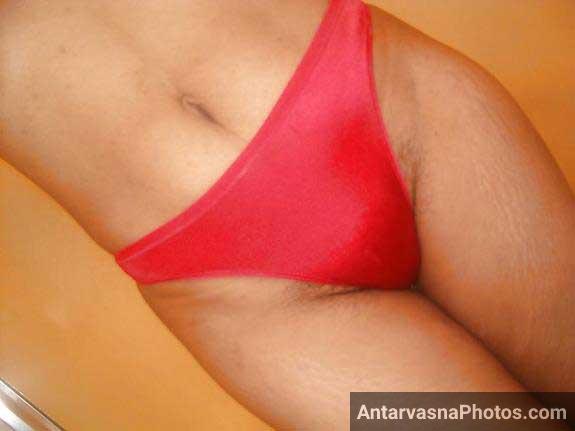 https://www.antarvasnaphotos2.com/wp-content/uploads/2018/09/sexy-red-panty.jpg