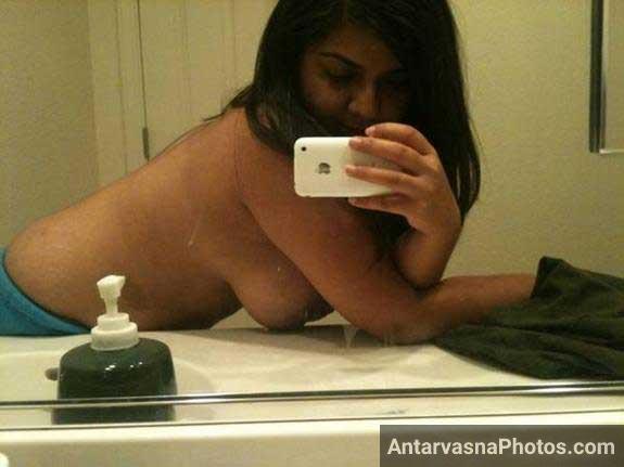 https://www.antarvasnaphotos2.com/wp-content/uploads/2018/11/nude-selfie-2.jpg