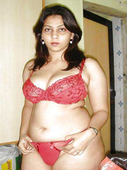 https://www.antarvasnaphotos2.com/wp-content/uploads/2019/01/lovely-bhabhi.jpg