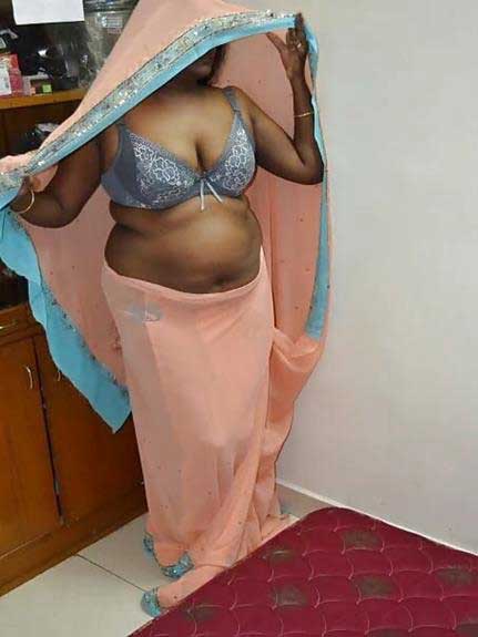 https://www.antarvasnaphotos2.com/wp-content/uploads/2019/02/hot-aunty.jpg