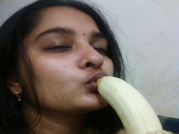 https://www.antarvasnaphotos2.com/wp-content/uploads/2019/03/banana-sex.jpg