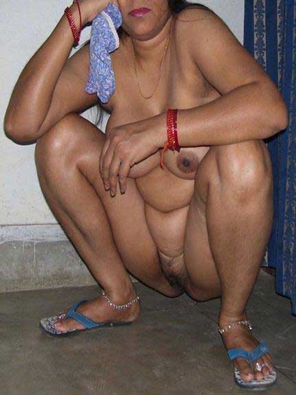 https://www.antarvasnaphotos2.com/wp-content/uploads/2019/03/nude-south-indian-aunty.jpg