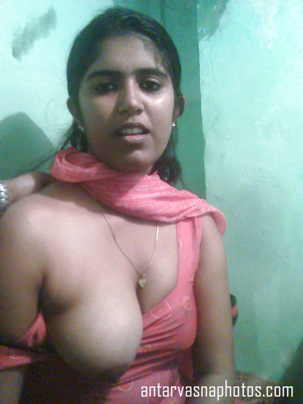 https://www.antarvasnaphotos2.com/wp-content/uploads/2019/10/Reshma-ke-bade-boobs.jpg