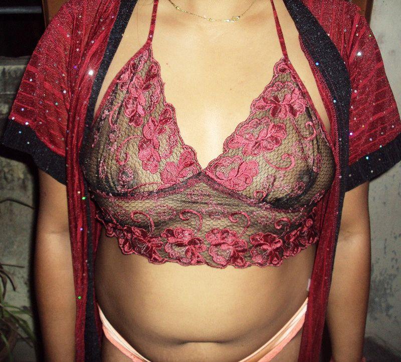 https://www.antarvasnaphotos2.com/wp-content/uploads/2020/01/Jyoti-ke-kadak-boobs.jpg