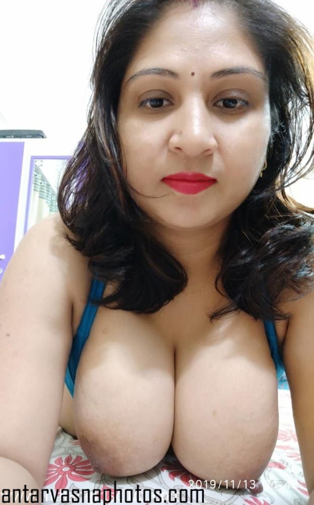 https://www.antarvasnaphotos2.com/wp-content/uploads/2020/02/Rima-bhabhi-ke-big-boobs.jpg