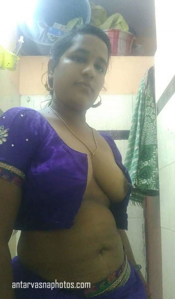 https://www.antarvasnaphotos2.com/wp-content/uploads/2020/05/Desi-bhabhi-Arpita-ki-boobs.jpg