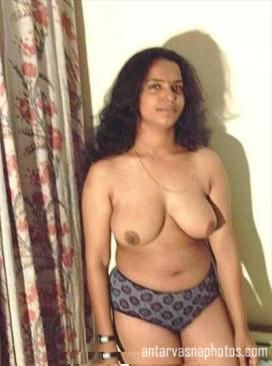 https://www.antarvasnaphotos2.com/wp-content/uploads/2020/05/Mahi-ke-big-boobs-pic.jpg