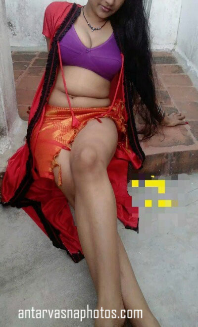 https://www.antarvasnaphotos2.com/wp-content/uploads/2020/05/Sexy-hot-bhabhi-ki-pic.jpg