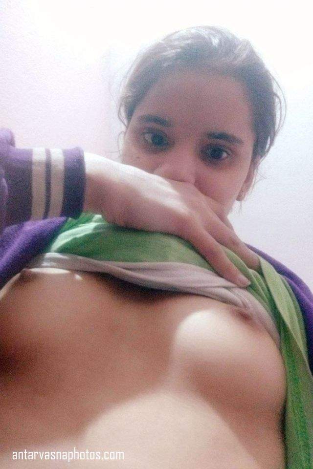 https://www.antarvasnaphotos2.com/wp-content/uploads/2020/05/desi-girl-ke-kade-brown-nipple.jpg