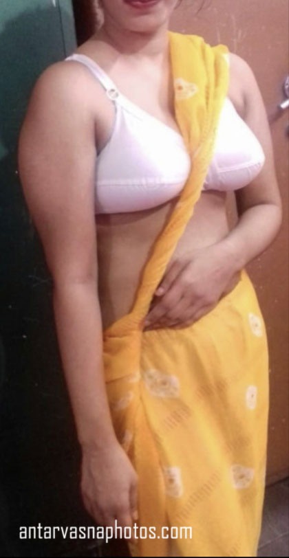 https://www.antarvasnaphotos2.com/wp-content/uploads/2020/06/Babita-bhabhi-is-in-bra.jpg