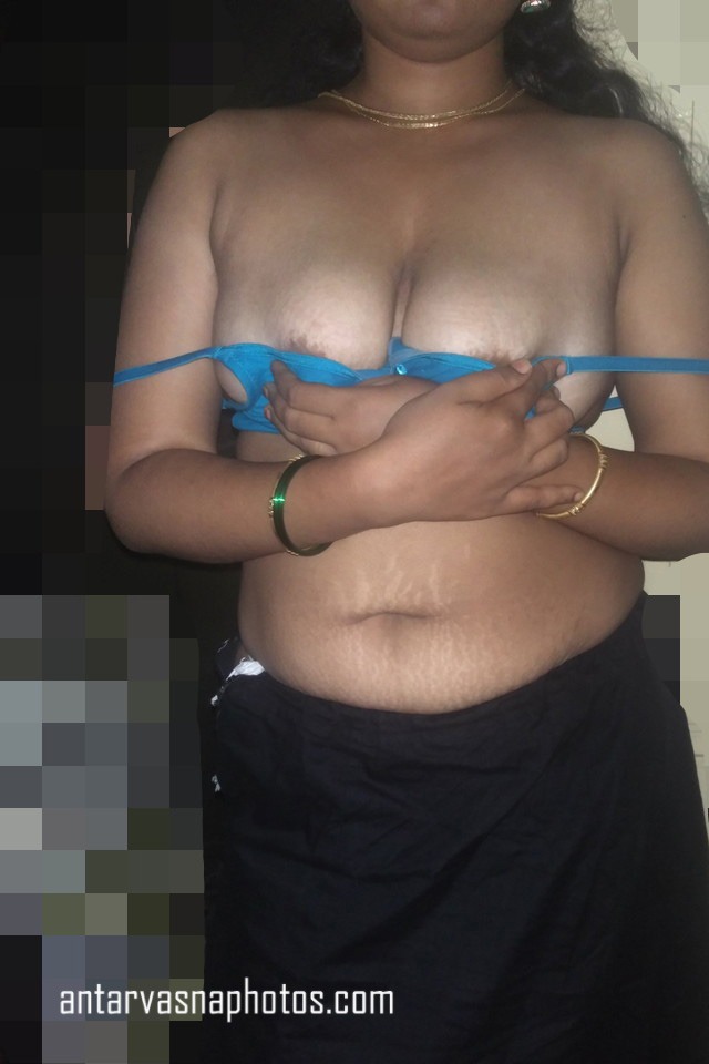 https://www.antarvasnaphotos2.com/wp-content/uploads/2020/06/Desi-bhabhi-Lalita-ki-boobs-ki-photos.jpg