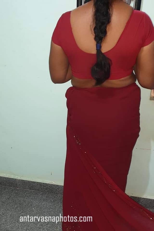 https://www.antarvasnaphotos2.com/wp-content/uploads/2020/06/Hot-desi-Kanika-bhabhi.jpg