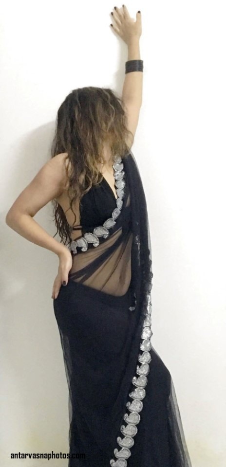 https://www.antarvasnaphotos2.com/wp-content/uploads/2020/06/devar-ke-liye-sexy-andaaz.jpg