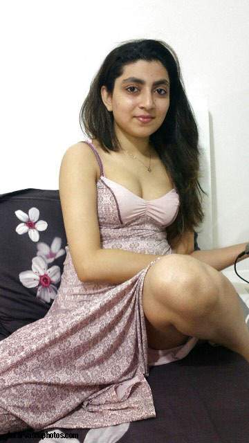 https://www.antarvasnaphotos2.com/wp-content/uploads/2020/06/hot-nude-aarifa-sexy-smile-deti.jpg