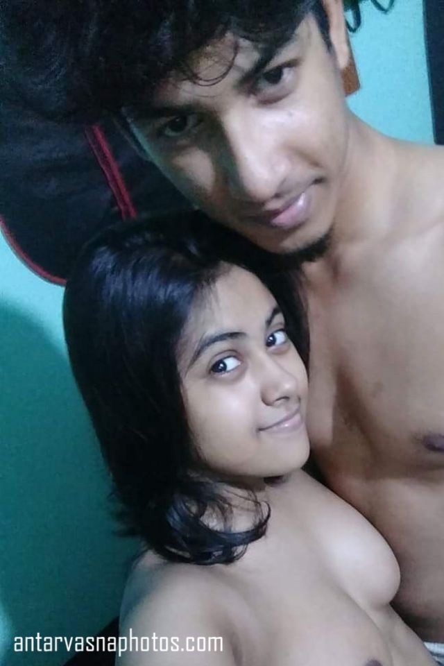 https://www.antarvasnaphotos2.com/wp-content/uploads/2020/07/Indian-couple-ki-sexy-photos.jpg