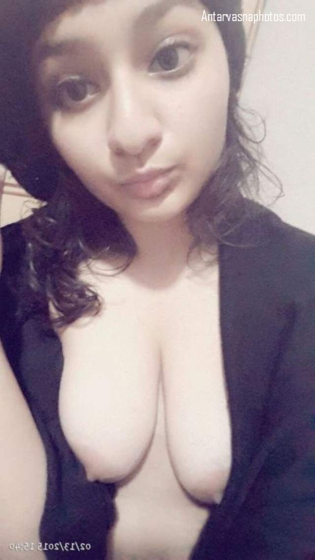 https://www.antarvasnaphotos2.com/wp-content/uploads/2020/07/riya-ki-mast-boobs.jpg