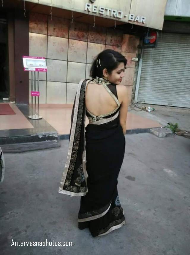 https://www.antarvasnaphotos2.com/wp-content/uploads/2020/07/saree-me-sexy-back.jpg