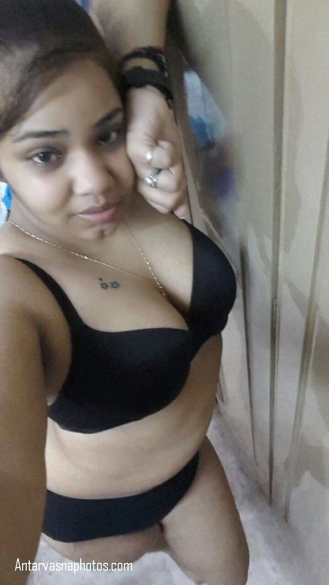 https://www.antarvasnaphotos2.com/wp-content/uploads/2020/08/black-bra-panty-me-malini.jpg