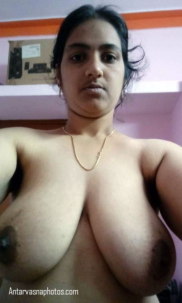 https://www.antarvasnaphotos2.com/wp-content/uploads/2020/10/aunty-ke-really-big-latke-boobs.jpg