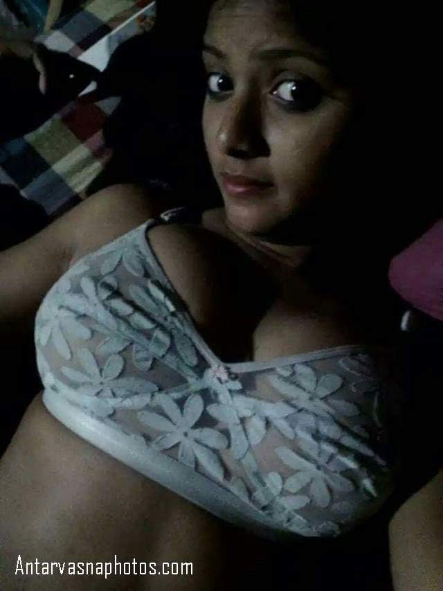 https://www.antarvasnaphotos2.com/wp-content/uploads/2020/10/bra-me-bed-me-girl.jpg